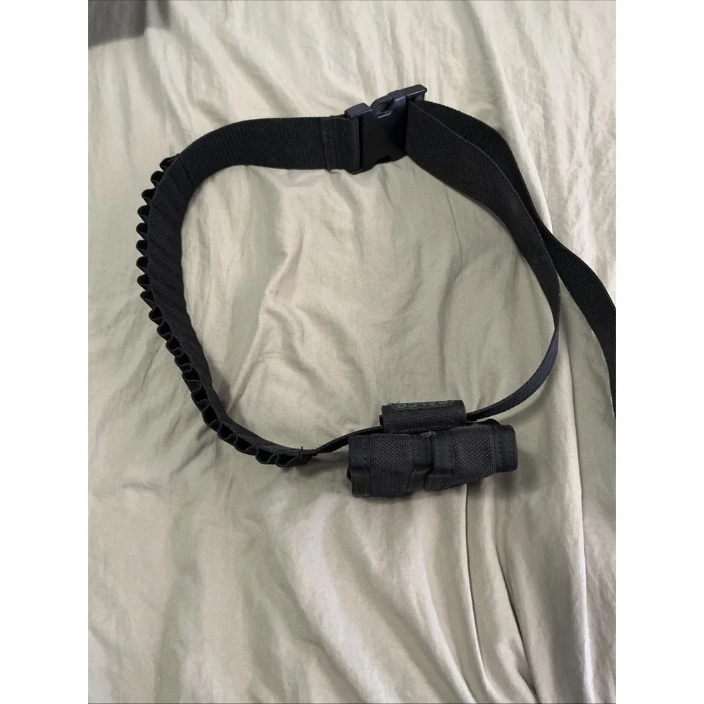 Allen Company 20 Round Belt With 2  Clip Holder Case On Belt, Used